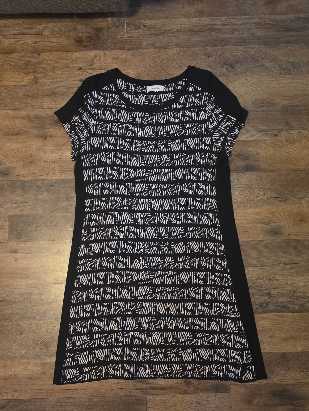 Calvin Klein Black & White Abstract Print Sheath Dress